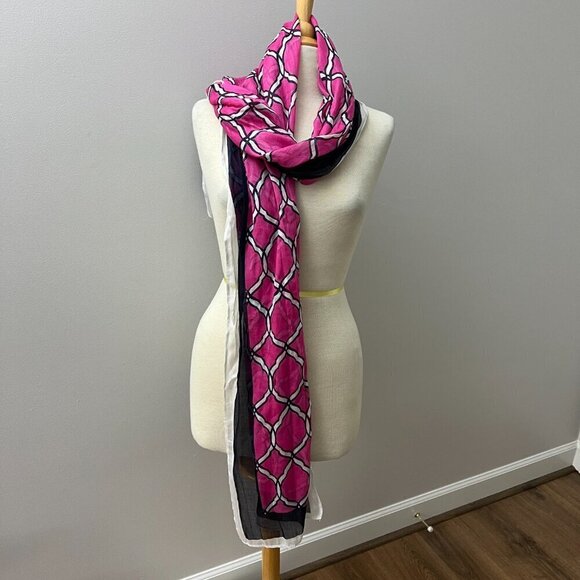 Crown & Ivy Pink and Navy Trellis Print Oversized Lightweight Scarf - Picture 3 of 8